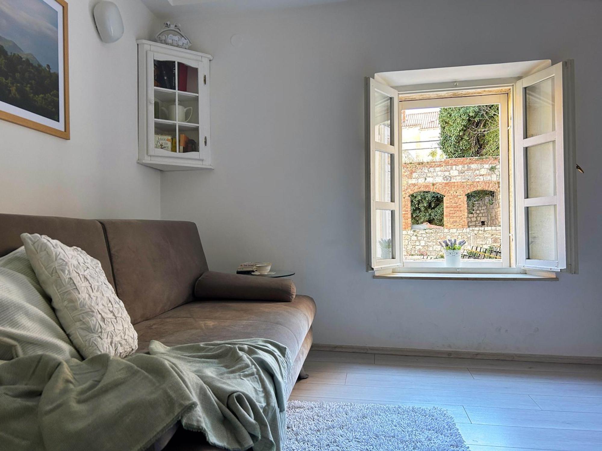 Iza Roka Apartments ドゥブロブニク エクステリア 写真