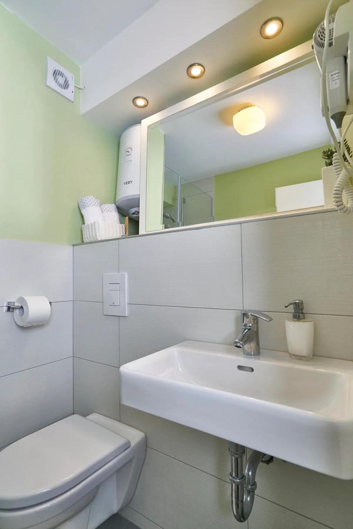 Iza Roka Apartments ドゥブロブニク エクステリア 写真
